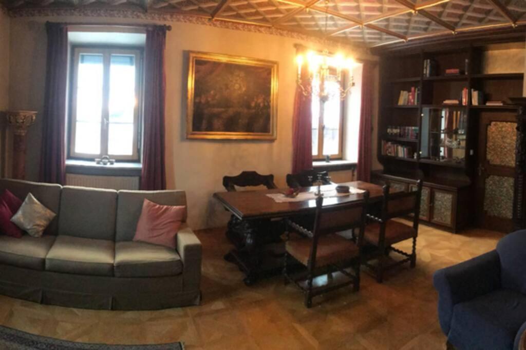 In Einer Wohnung Durch Die Jahrhunderte Feistritz an der Drau Eksteriør bilde